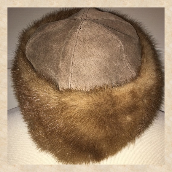 Genuine MINK Audrey Hepburn Style Pillbox Hat - Picture 2 of 4